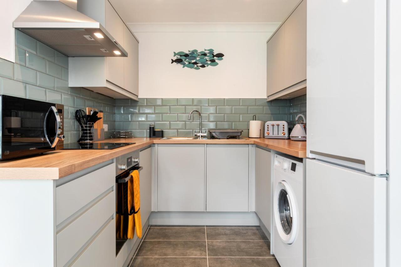 25 Coedrath Park - Sea Views From Balcony, Short Walk To Beach, Parking Saundersfoot Exteriér fotografie